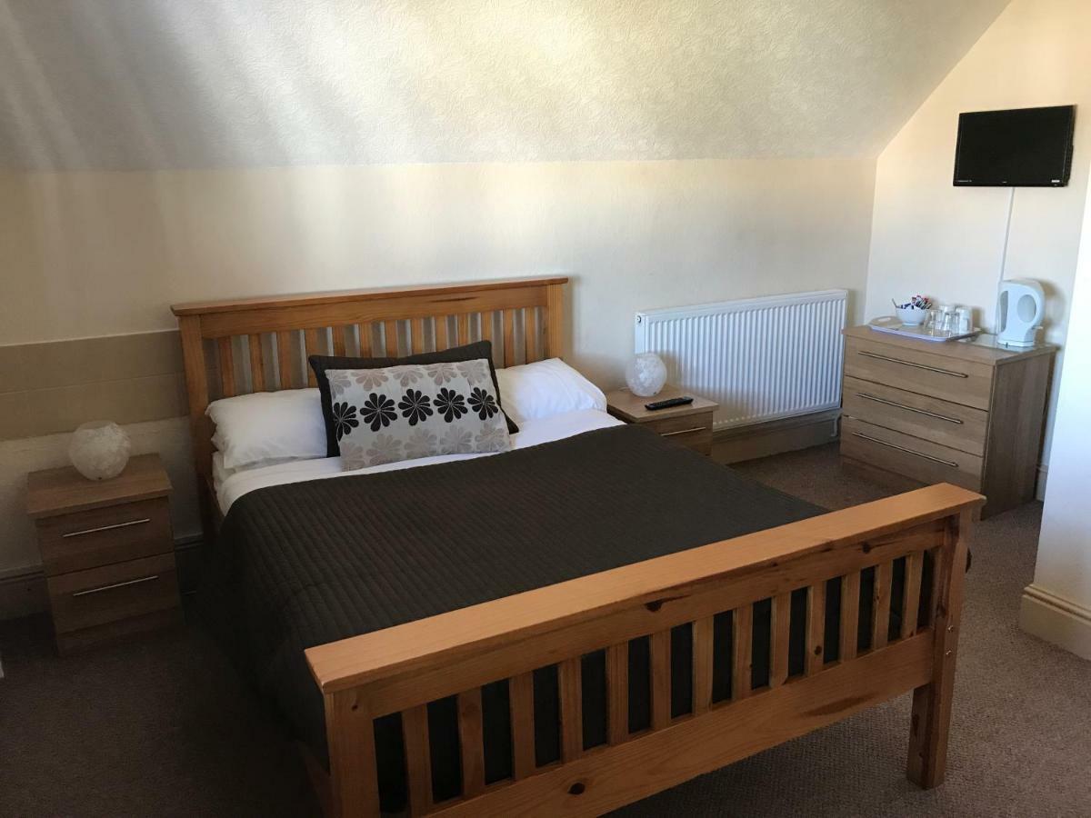 Holly Tree Guest House Hereford Esterno foto