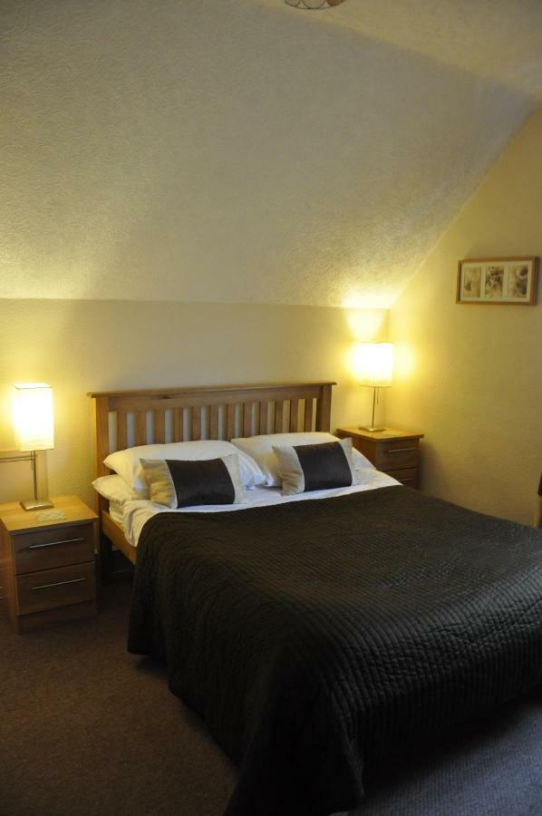 Holly Tree Guest House Hereford Esterno foto