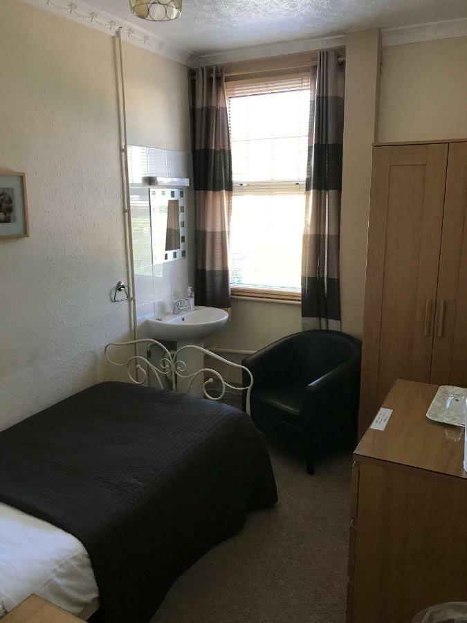 Holly Tree Guest House Hereford Esterno foto