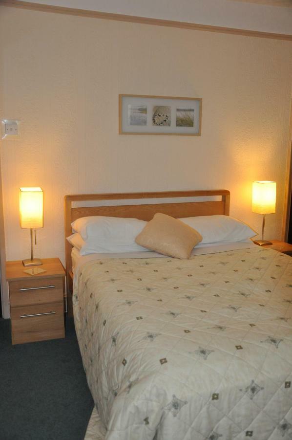 Holly Tree Guest House Hereford Esterno foto